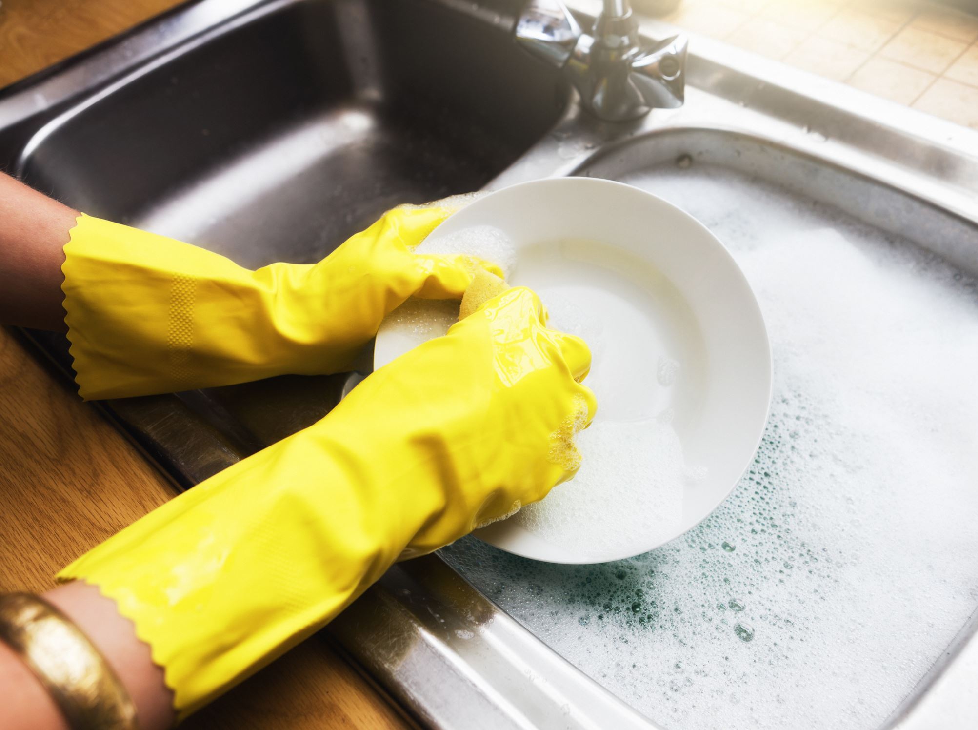 Washing dishes